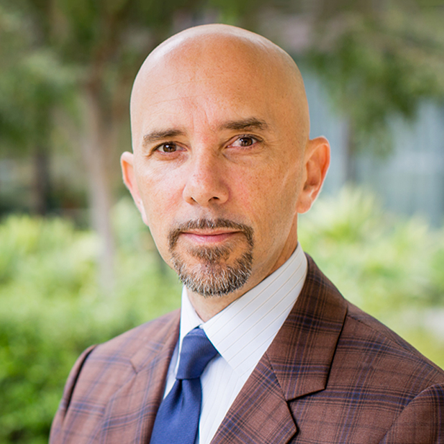 Dr. Ian Harris