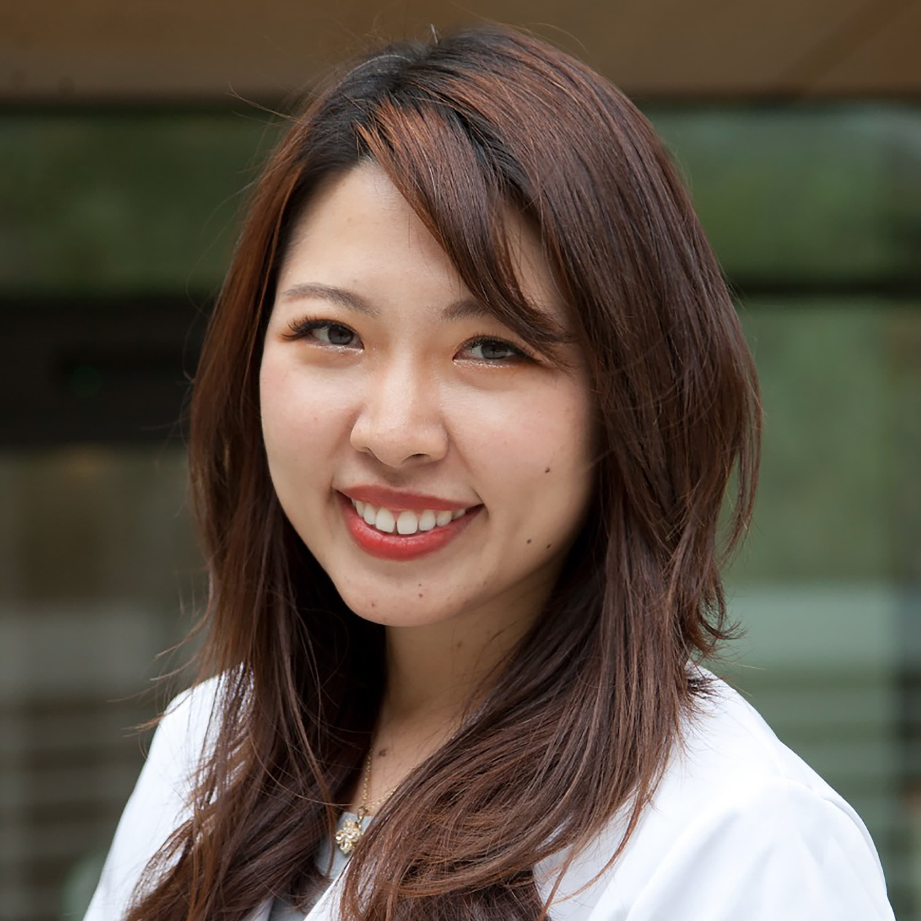 Dr. Evelyn Song