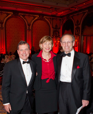 Bill Obendorf, Chair, UCSF’s Foundation, with Chancellor Susan Desmond-Hellmann, MD, MPH, and William Grossman, MD.